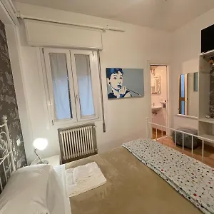 Madam Bed & Breakfast