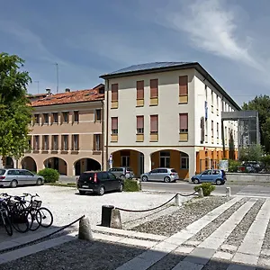 Fogadó Centro Della Famiglia, Treviso